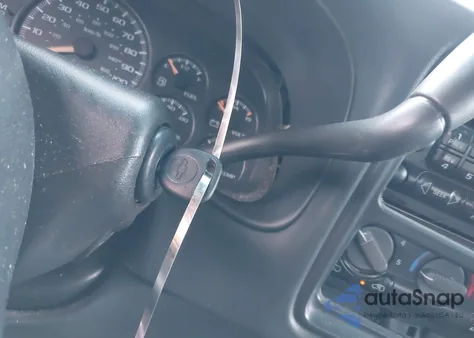 2001 Chevrolet Silverado 1500 Ls from USA, damaged, VIN 2GCEC19V011378682